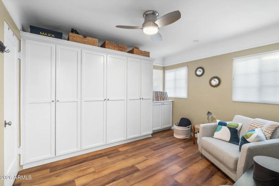 Real Estate Picture 28