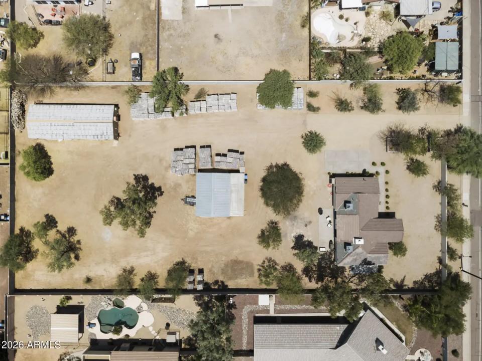 Real Estate Picture 27