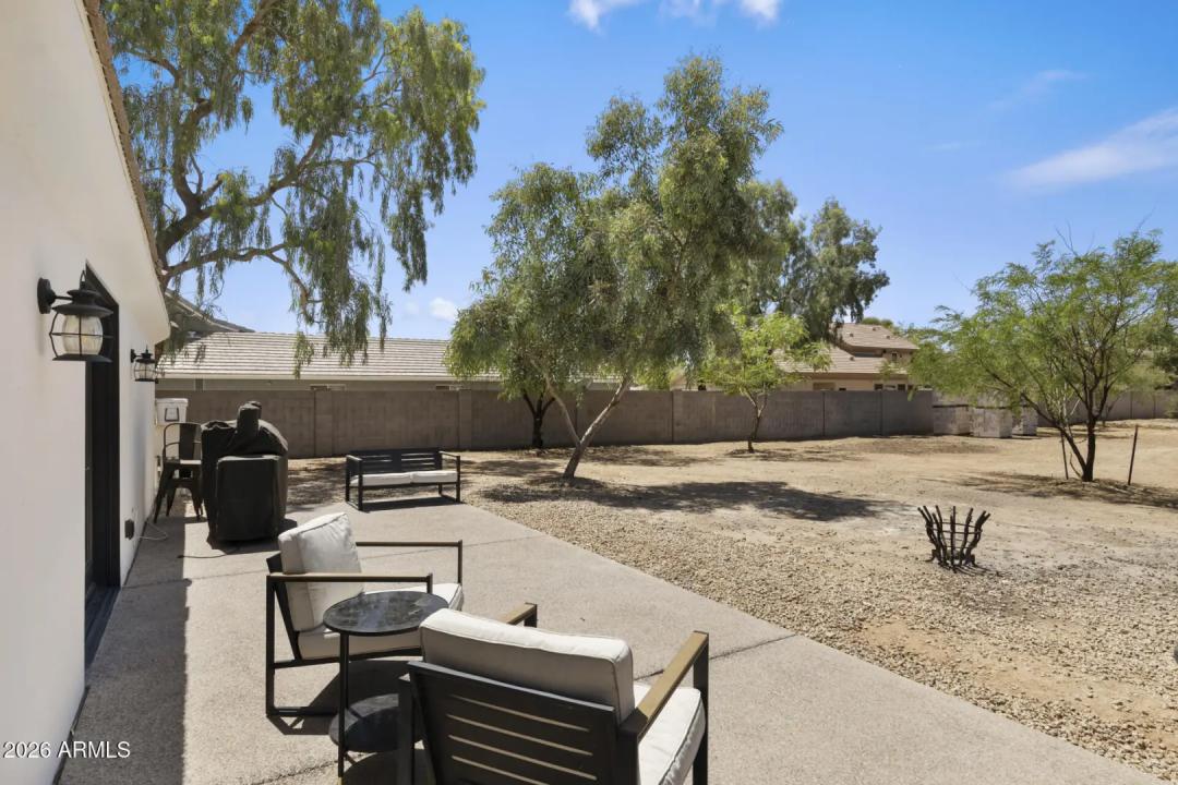 Real Estate Picture 26