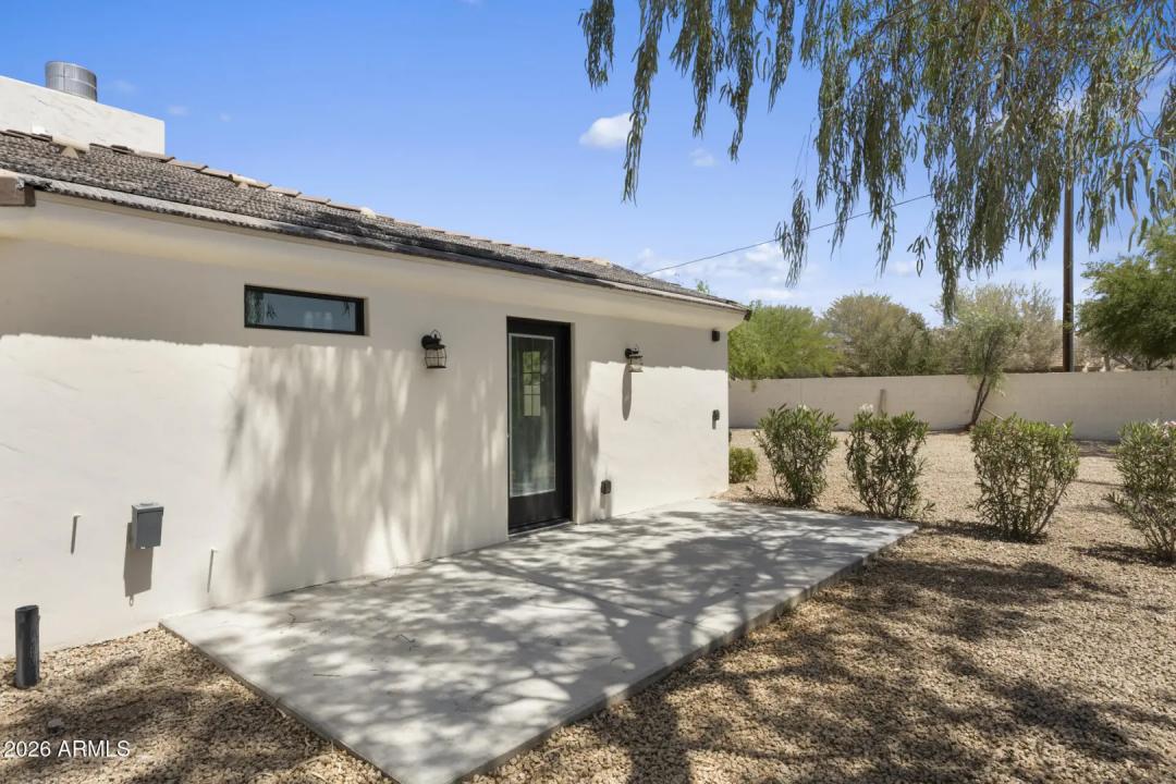 Real Estate Picture 23