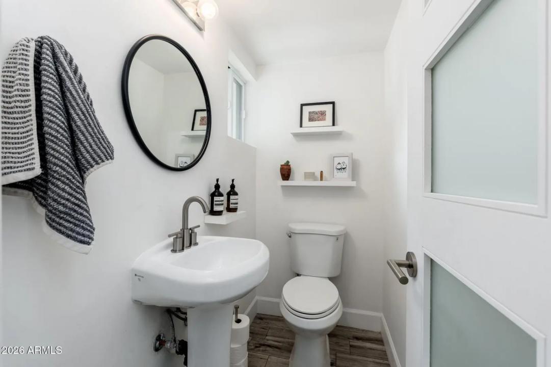 Real Estate Picture 28