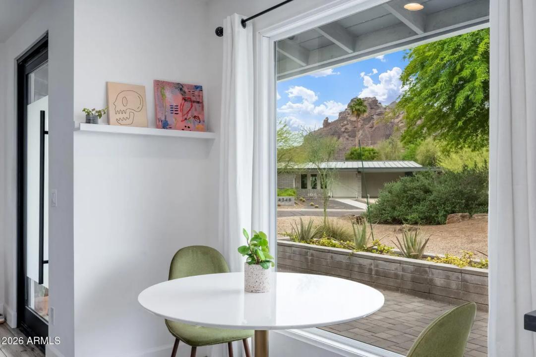 Real Estate Picture 15