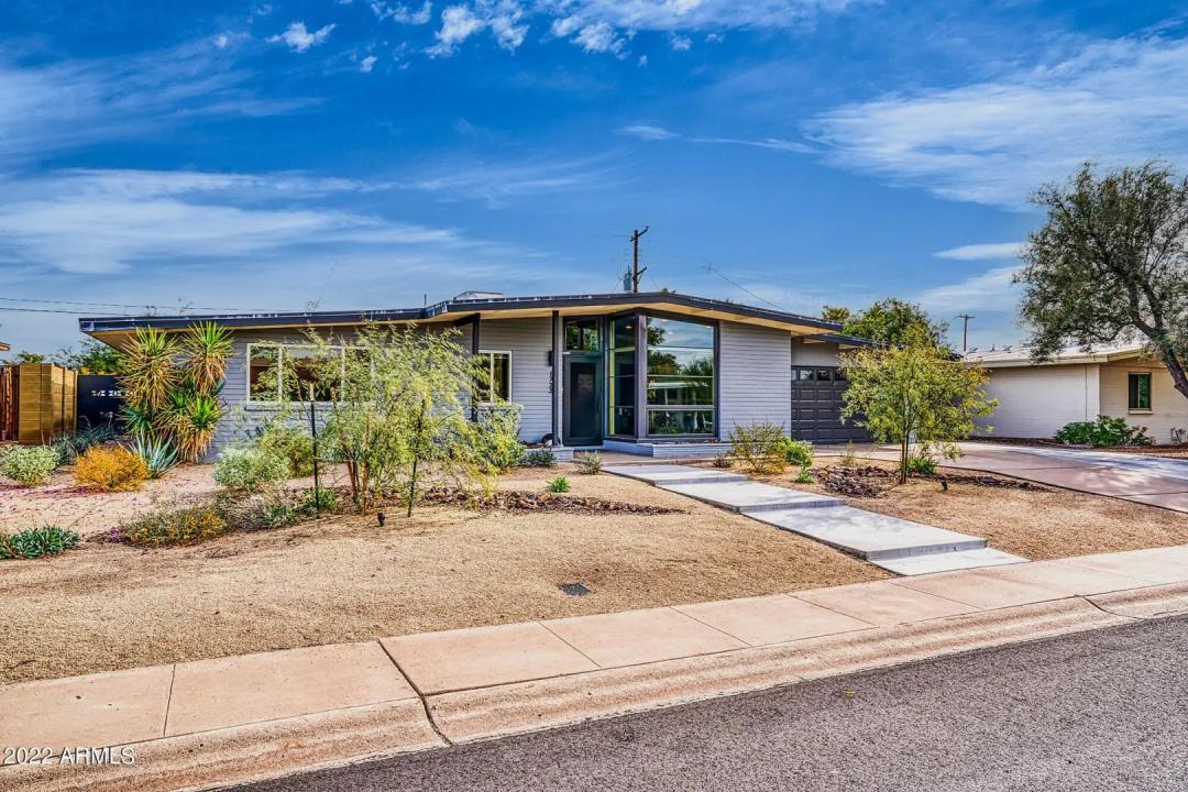 Real Estate Picture 2