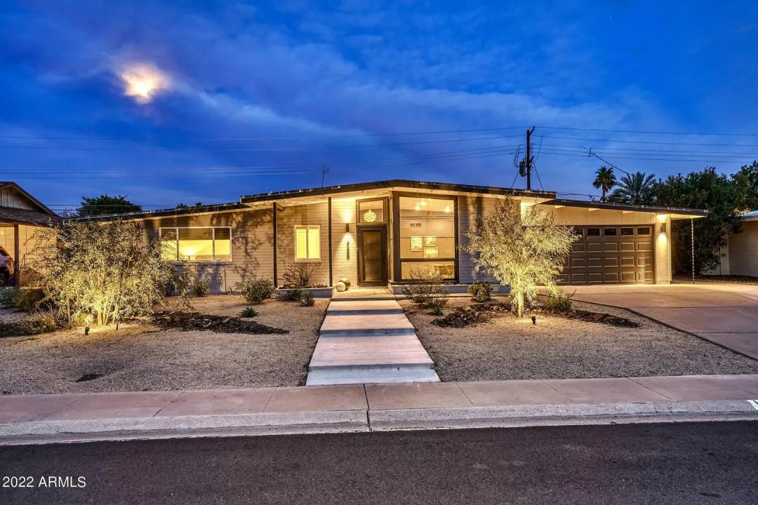 Real Estate Picture 1