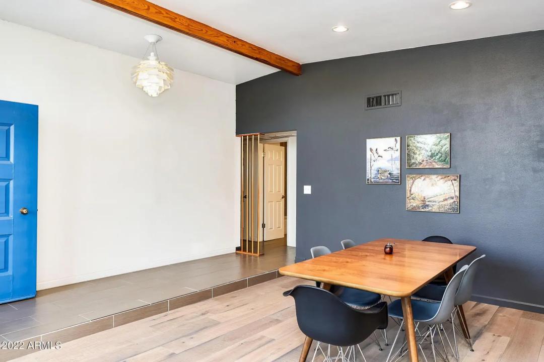 Real Estate Picture 5
