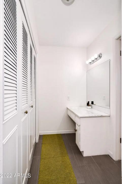 Real Estate Picture 9