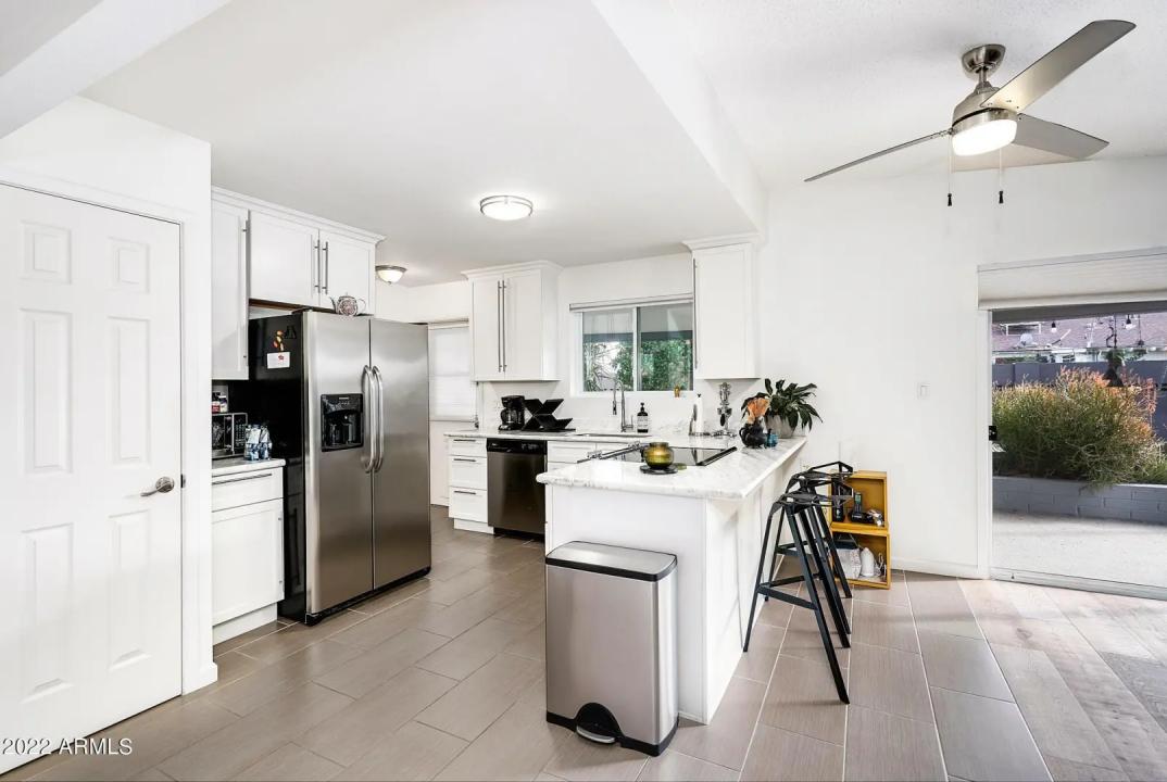 Real Estate Picture 13
