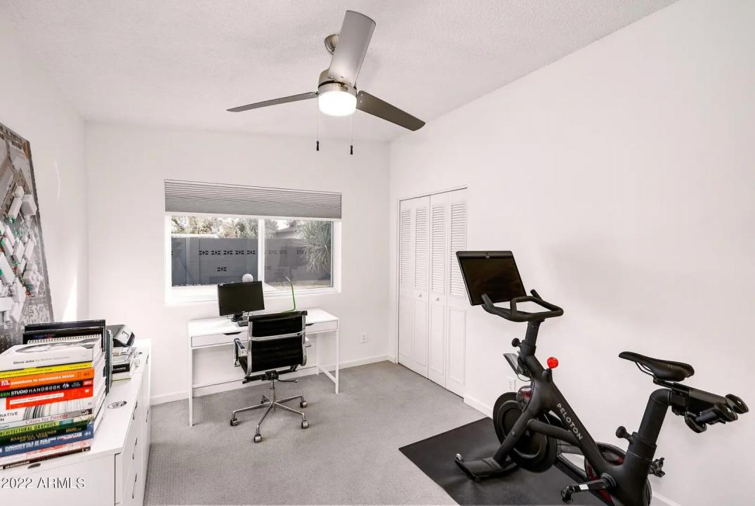 Real Estate Picture 12