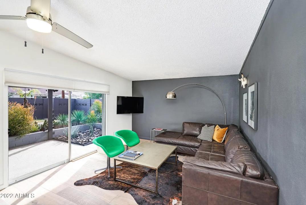 Real Estate Picture 16
