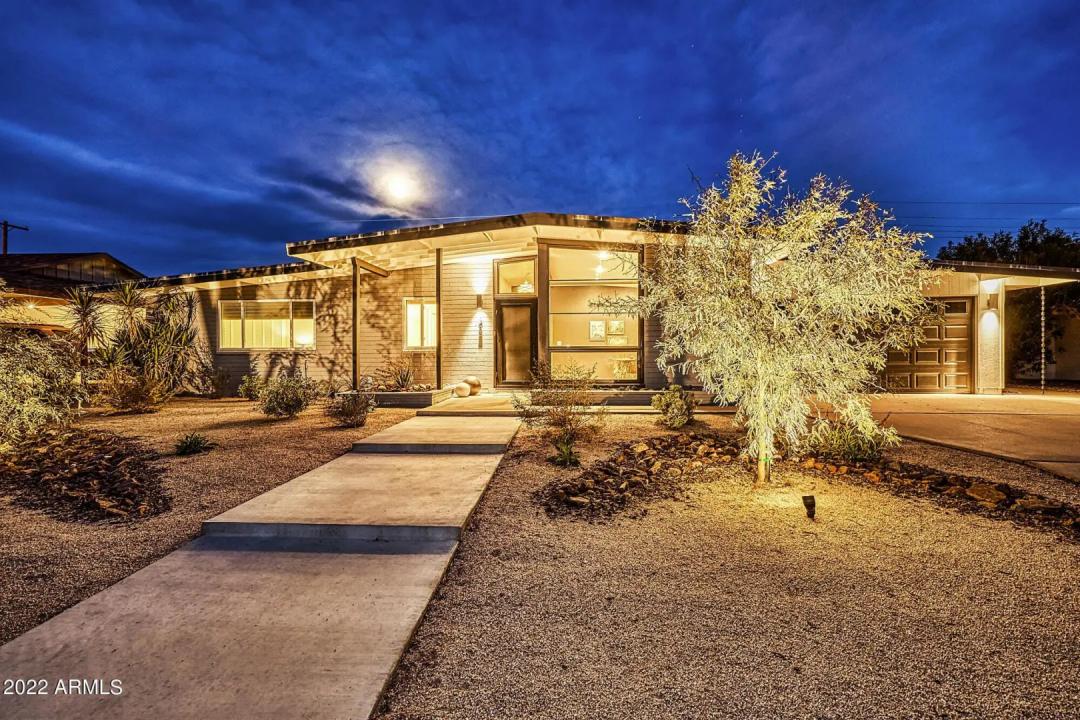 Real Estate Picture 23
