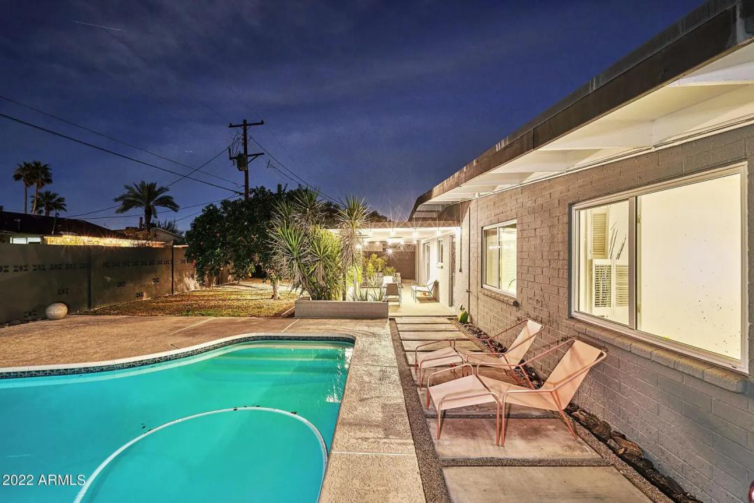 Real Estate Picture 25