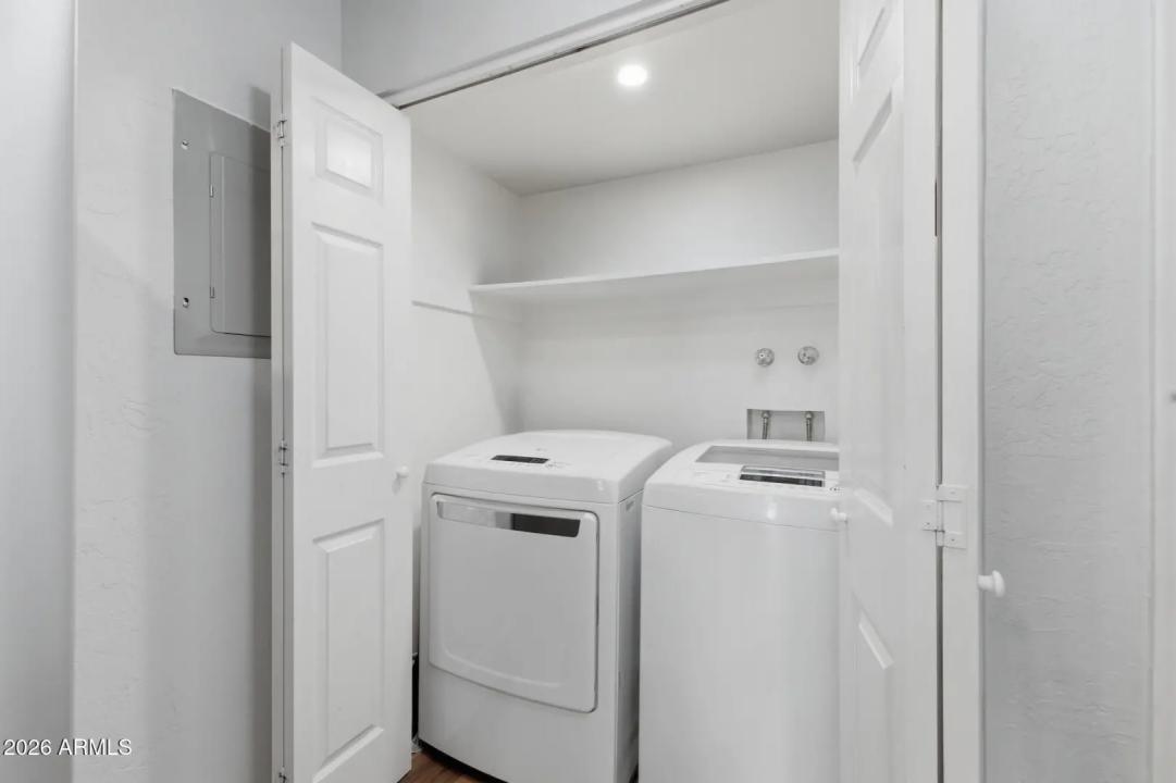 Real Estate Picture 13