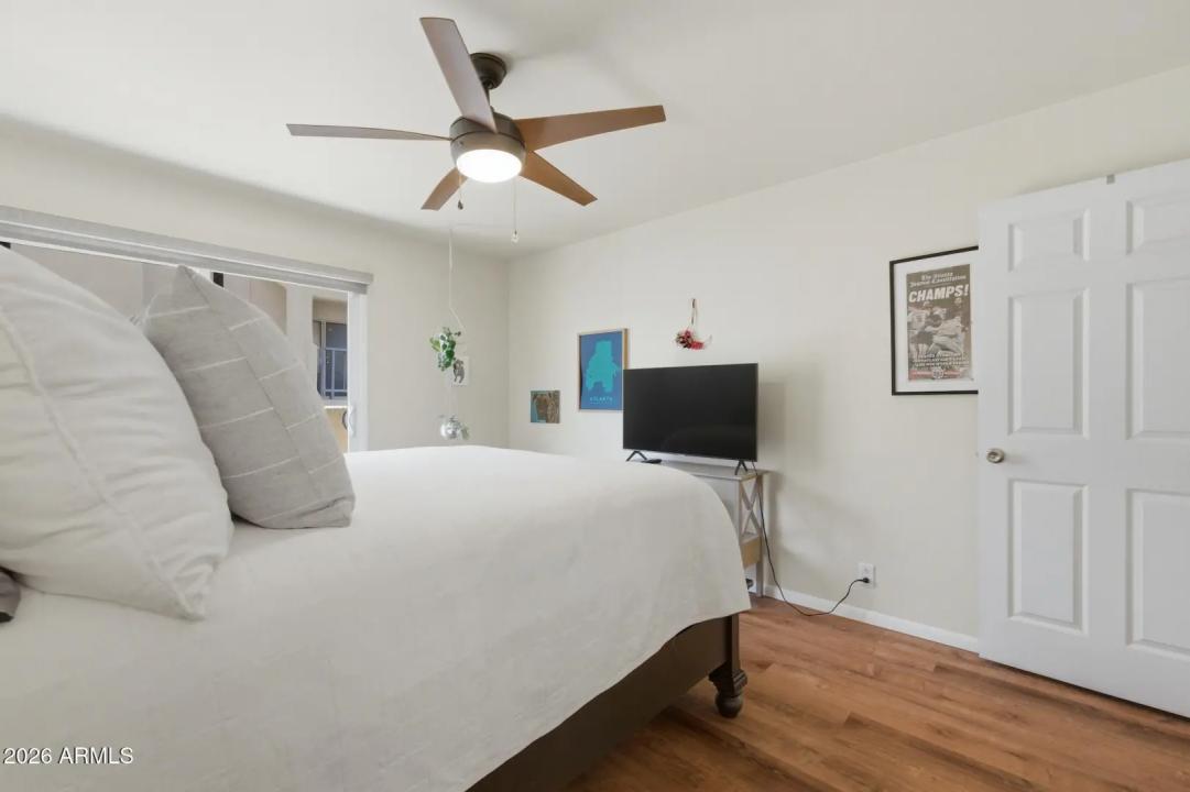 Real Estate Picture 19
