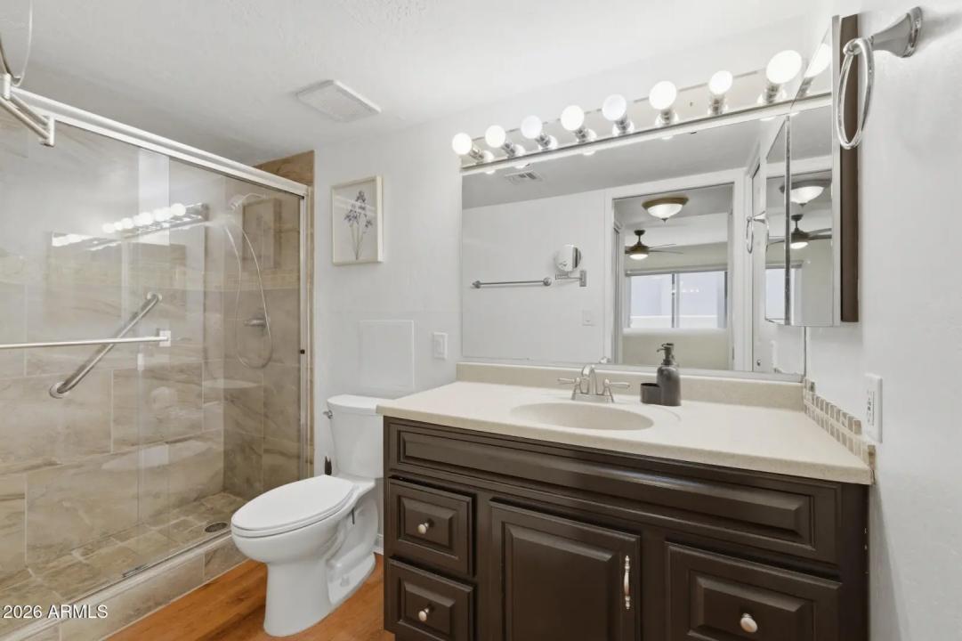 Real Estate Picture 21