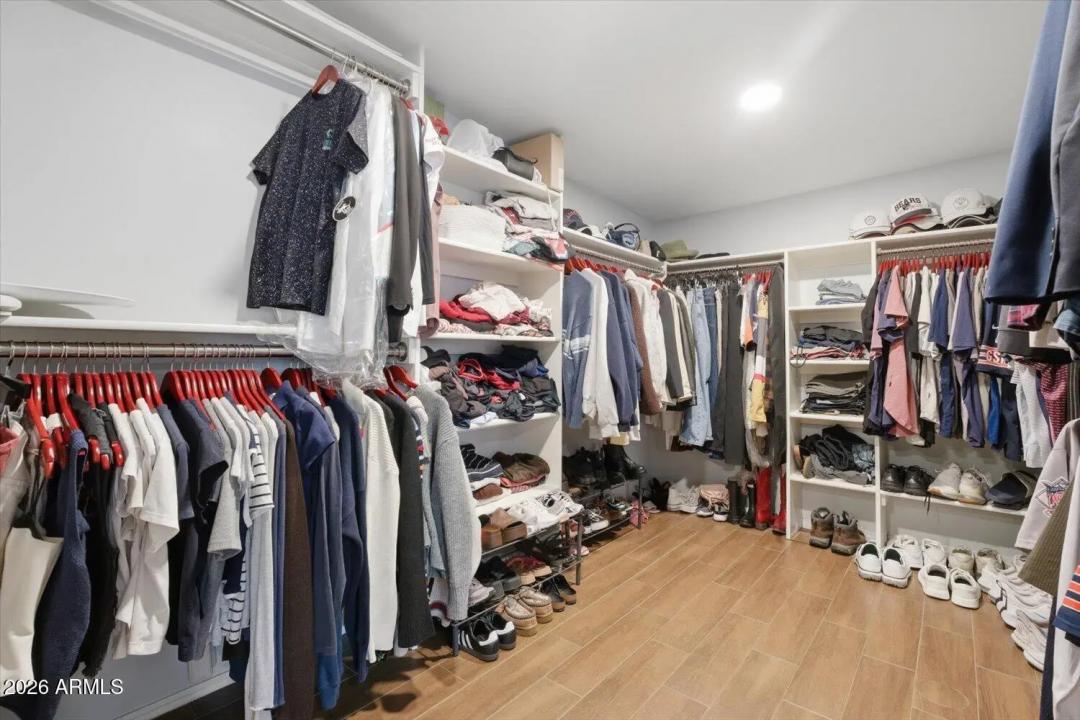 Real Estate Picture 22