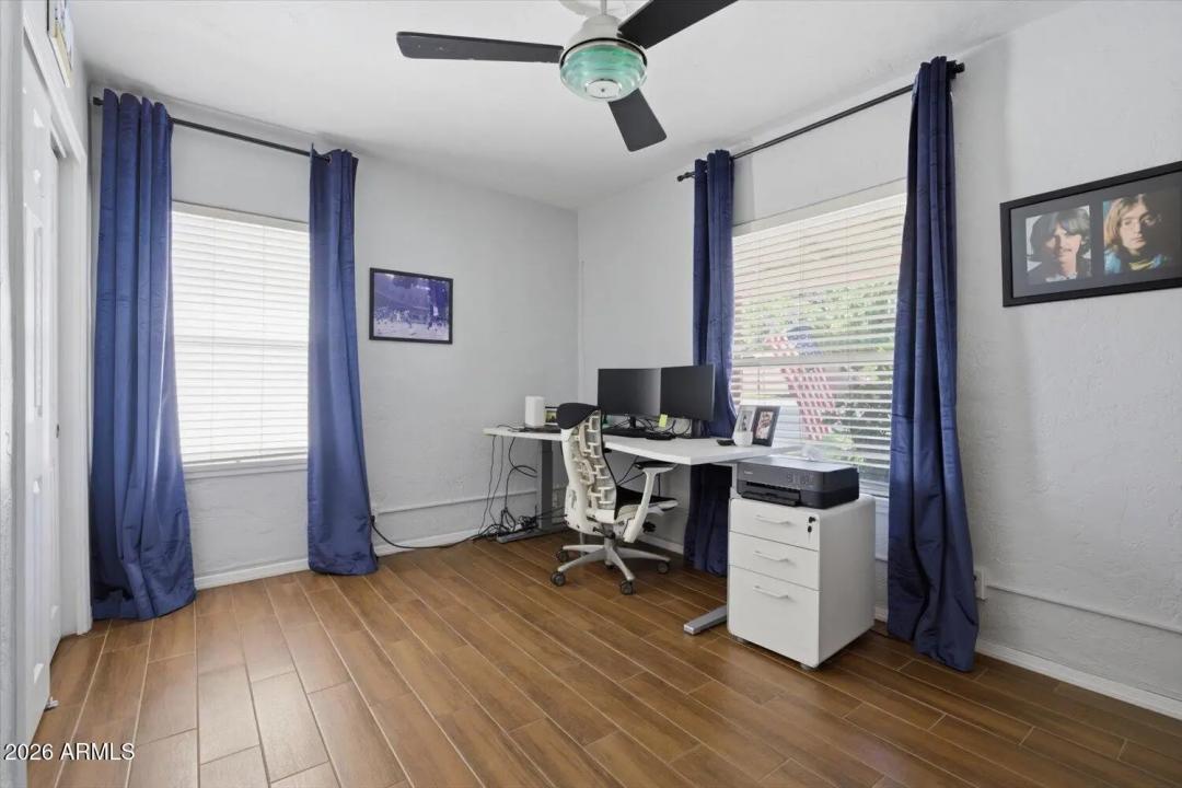 Real Estate Picture 27