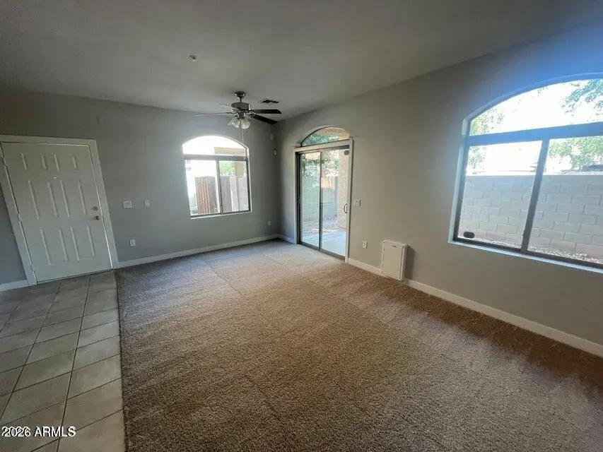 Real Estate Picture 4