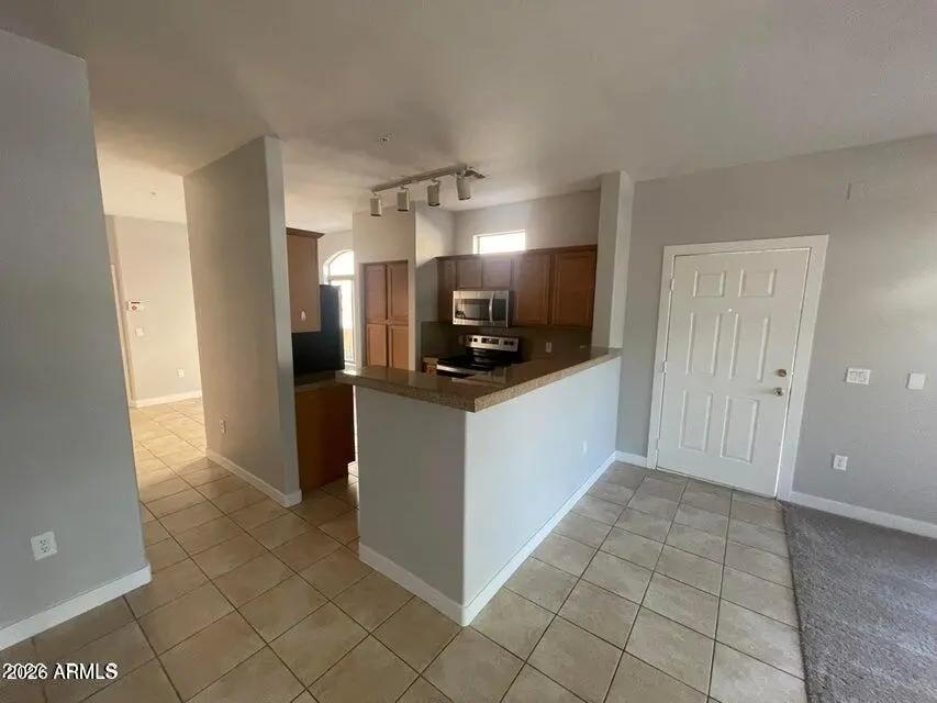Real Estate Picture 5