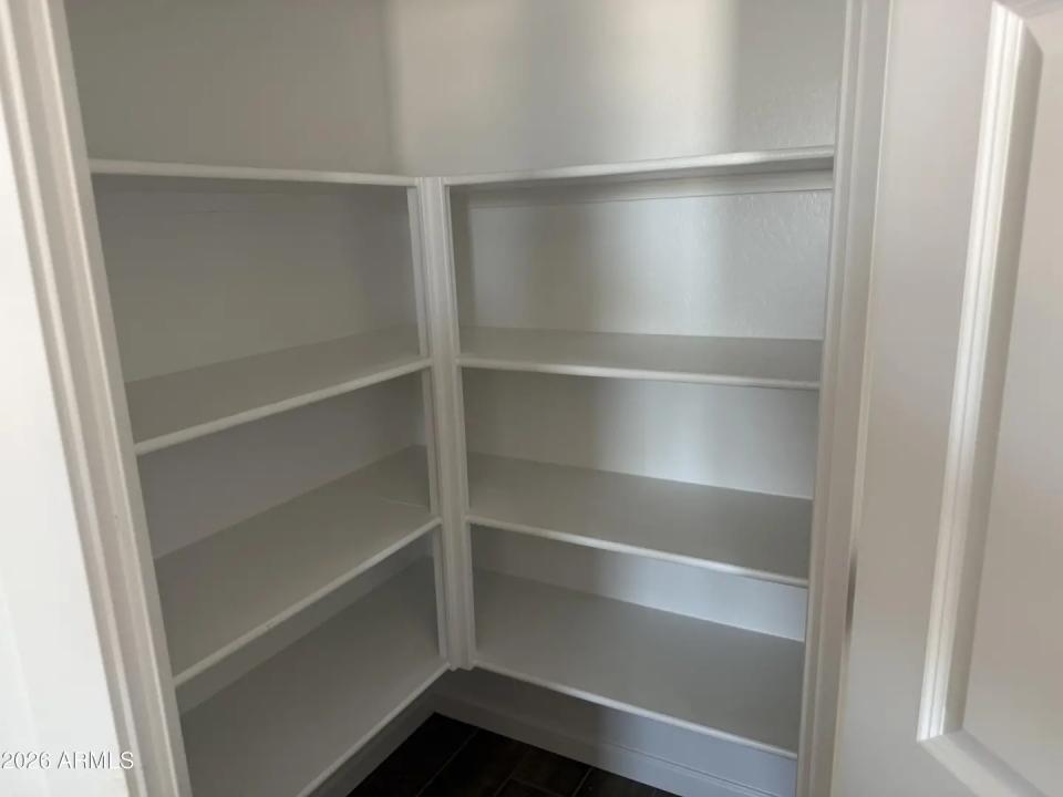Real Estate Picture 6