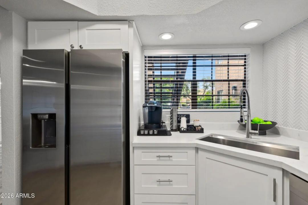 Real Estate Picture 10