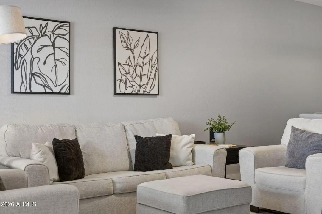 Real Estate Picture 6