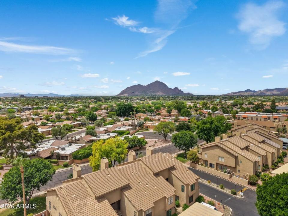 Real Estate Picture 2