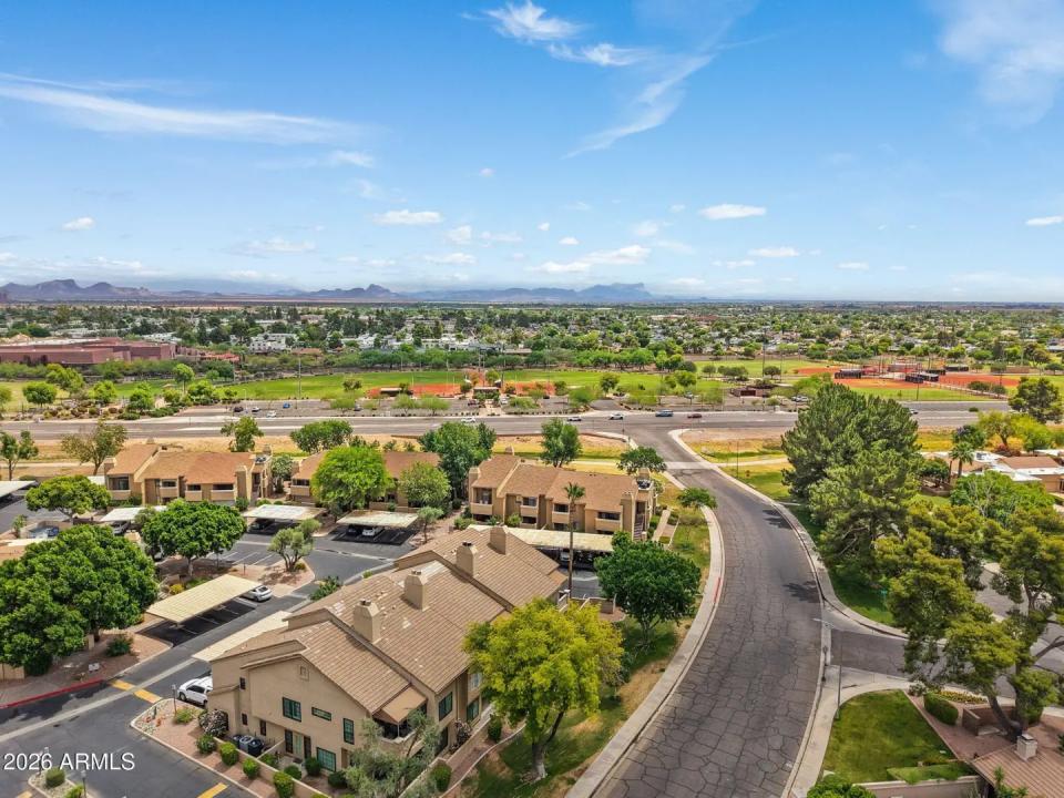 Real Estate Picture 29