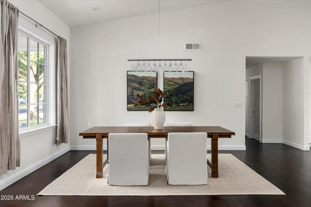 Real Estate Picture 13
