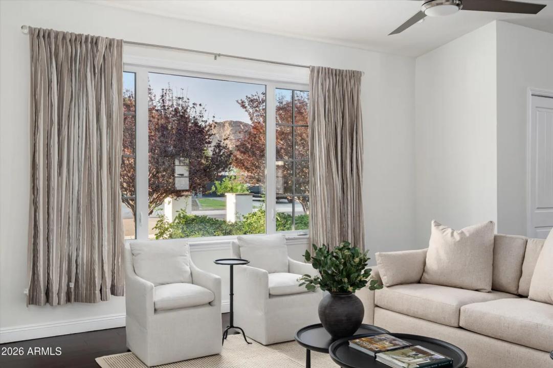 Real Estate Picture 17