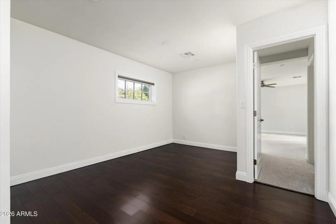 Real Estate Picture 28