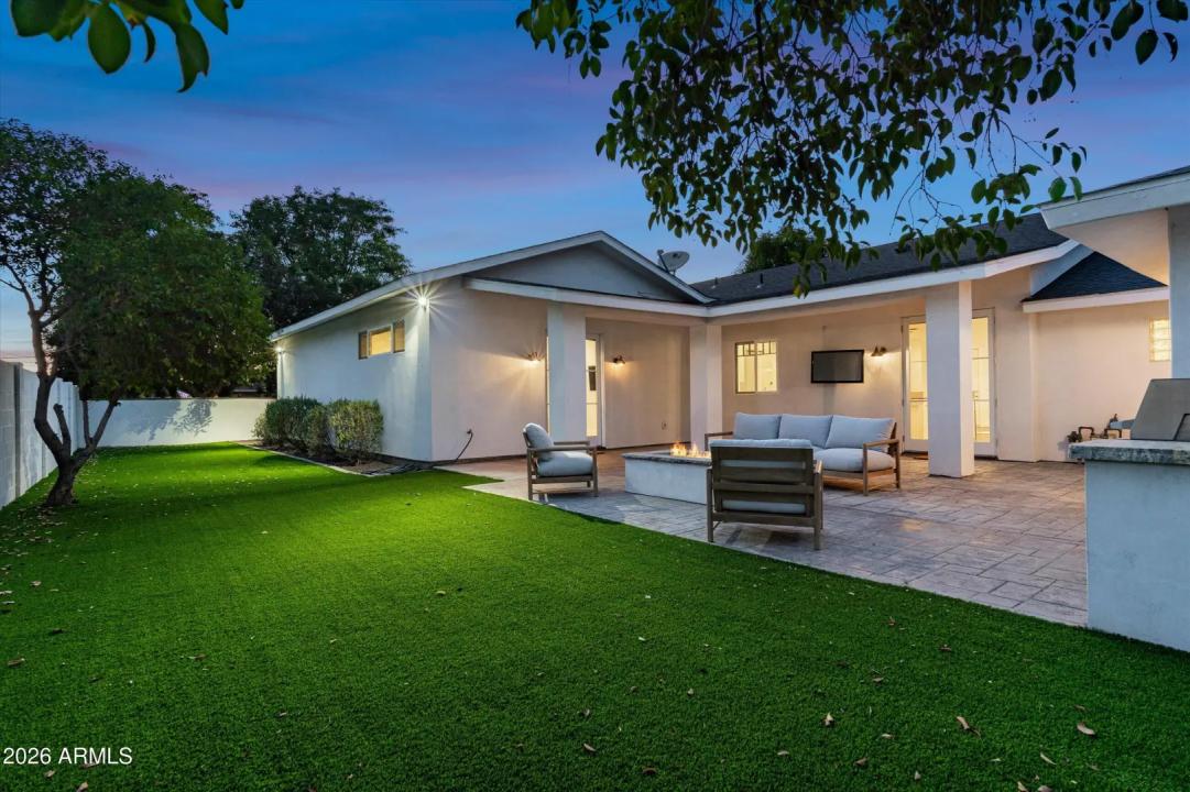 Real Estate Picture 35