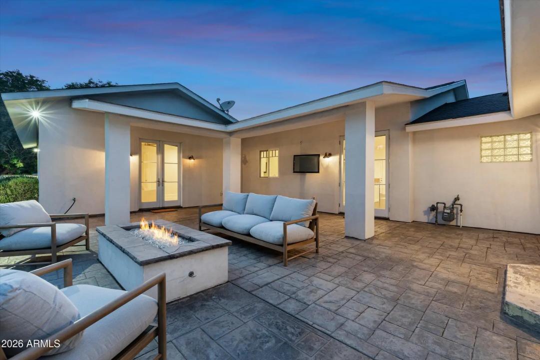 Real Estate Picture 37