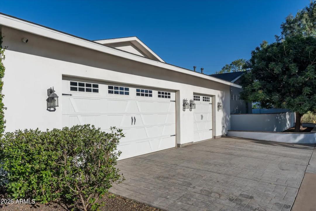Real Estate Picture 42