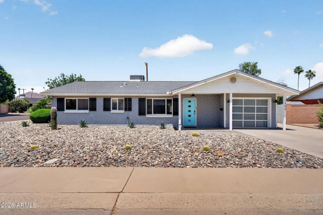 Real Estate Picture 1