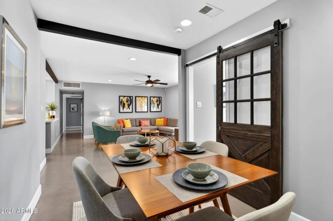 Real Estate Picture 15