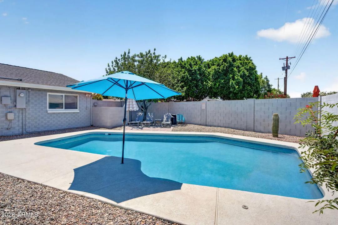 Real Estate Picture 35