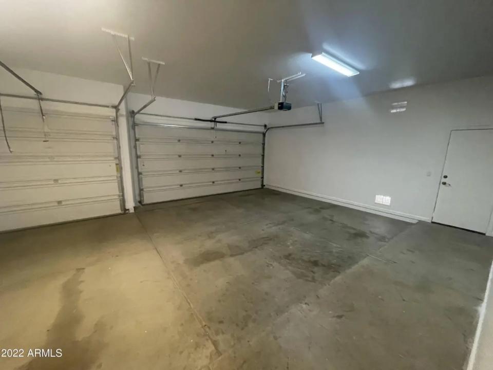 Real Estate Picture 19