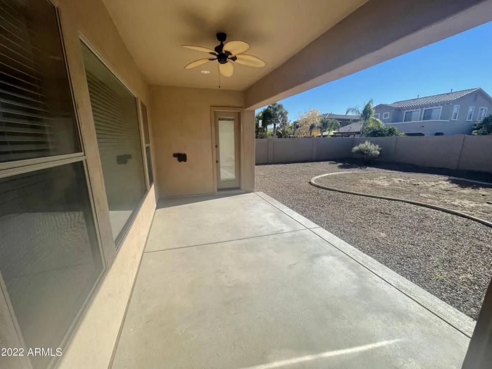 Real Estate Picture 20