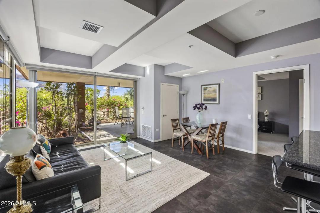 Real Estate Picture 12
