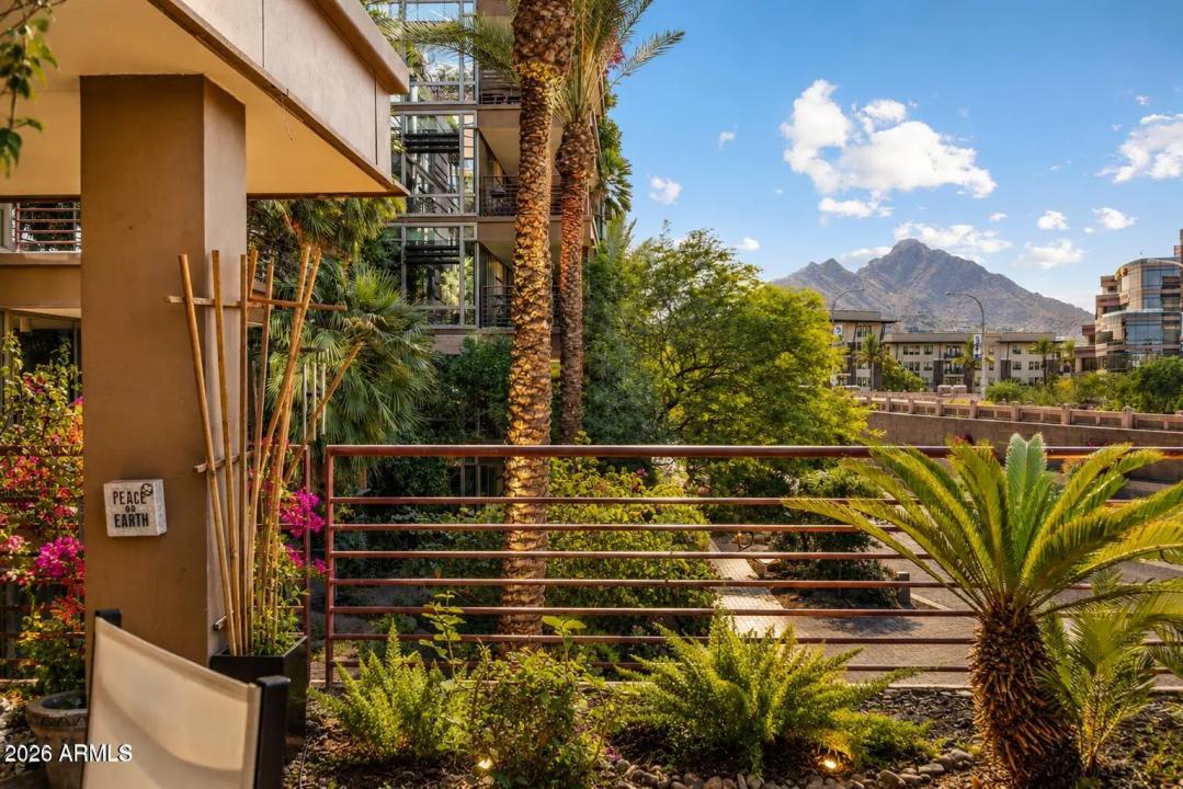 Real Estate Picture 18