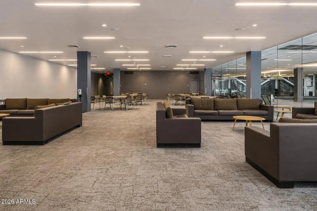 Real Estate Picture 28