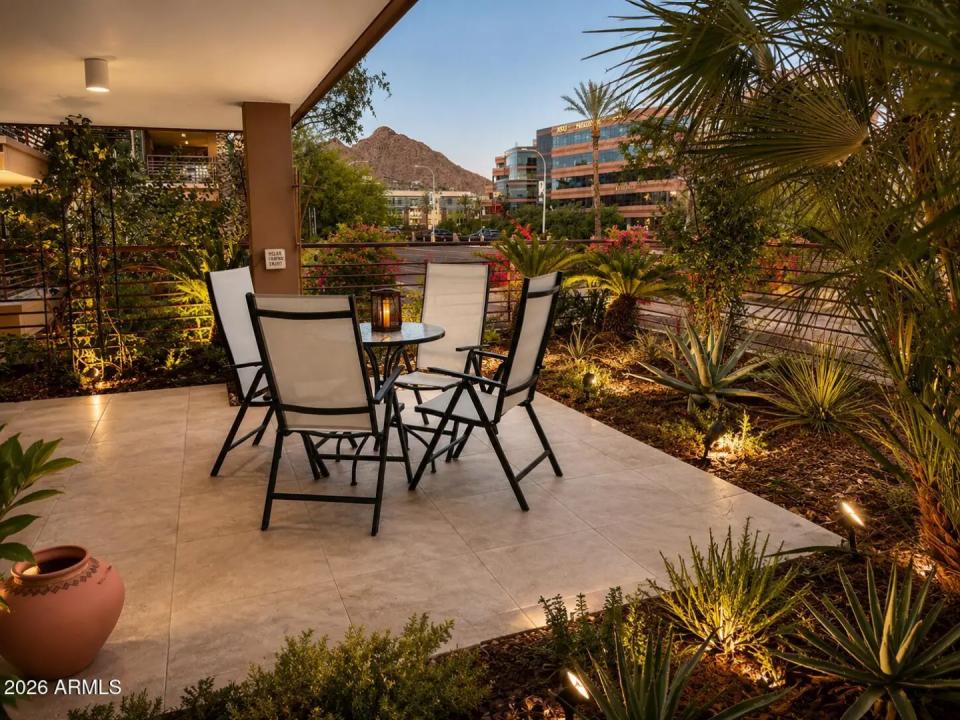 Real Estate Picture 3