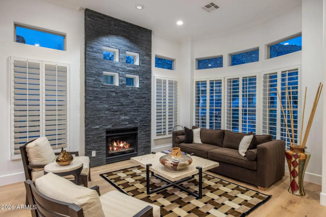 Real Estate Picture 2