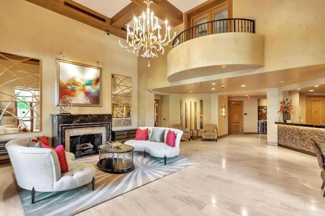 Real Estate Picture 5