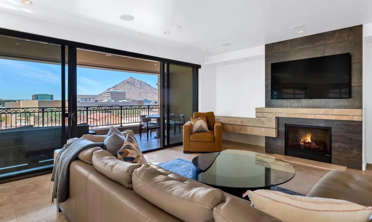 Real Estate Picture 11