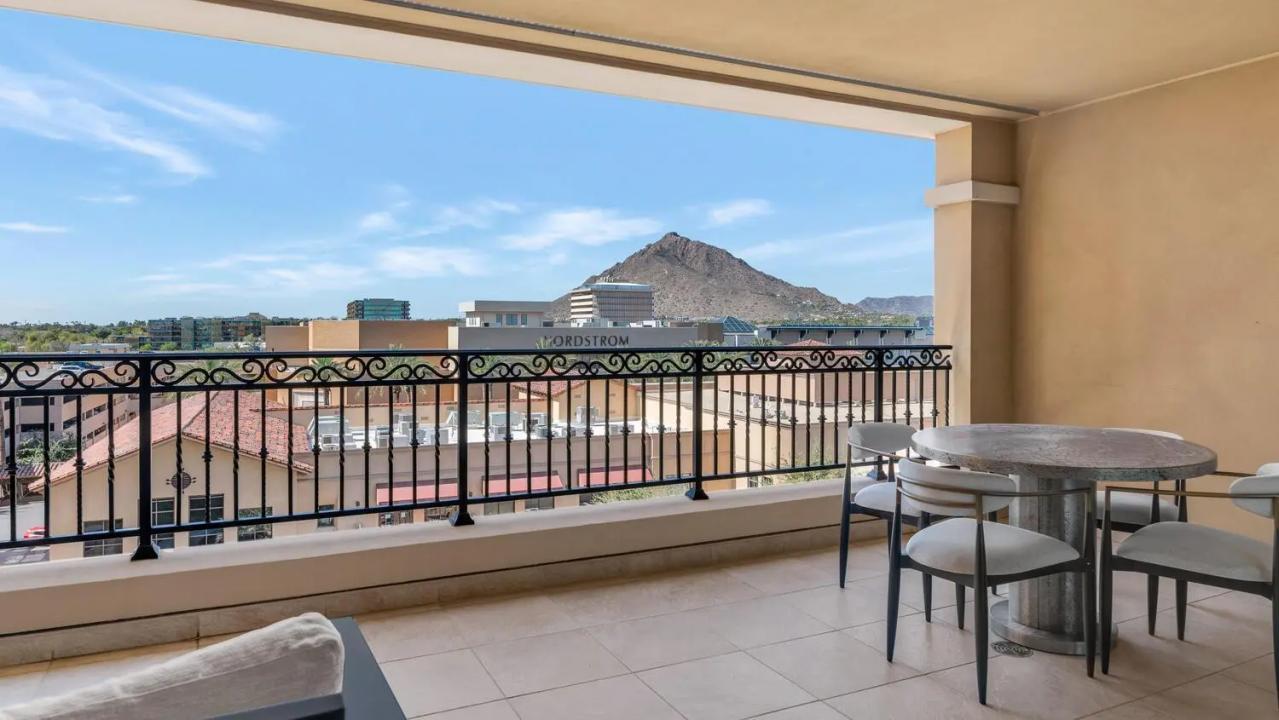 Real Estate Picture 13