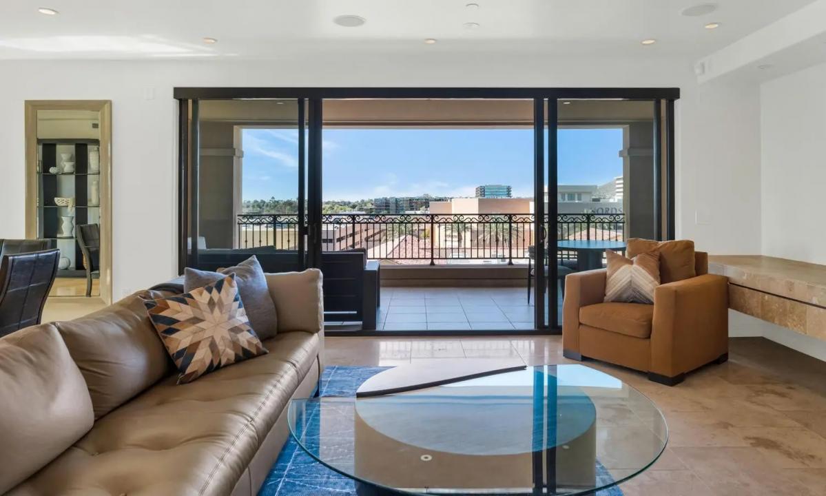 Real Estate Picture 19