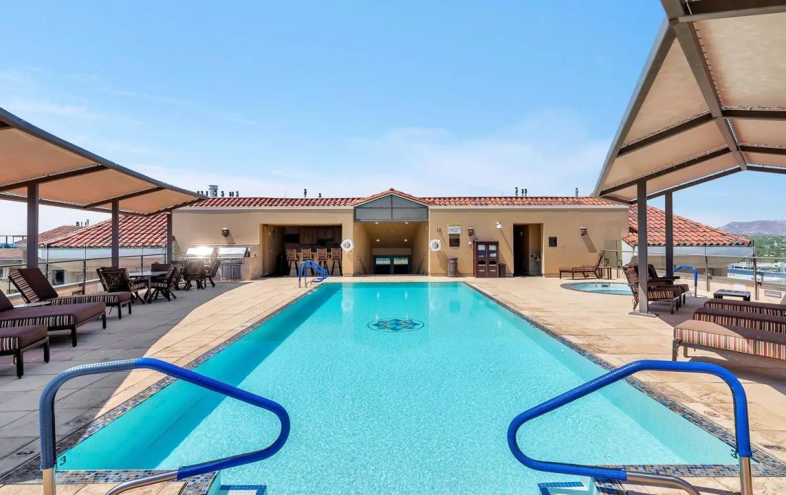 Real Estate Picture 34