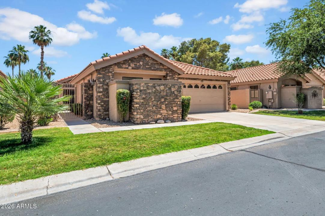 9411 W KERRY Lane Peoria AZ 85382