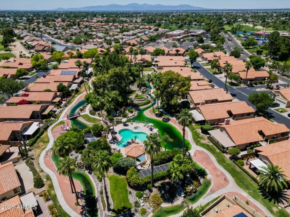 Real Estate Picture 37